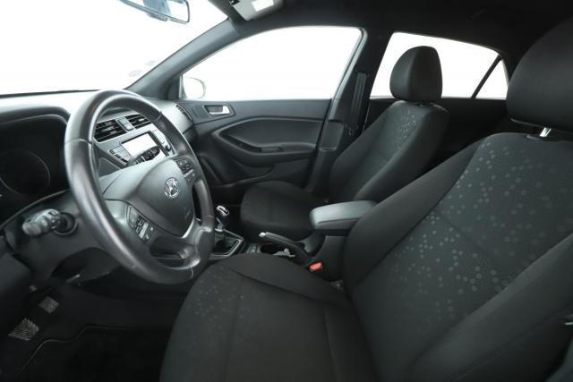 Hyundai I20 image 7