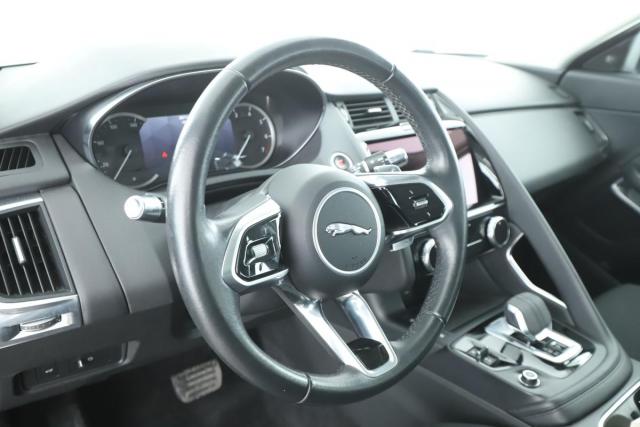 Jaguar E-Pace image 9