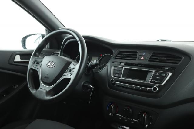 Hyundai I20 image 9