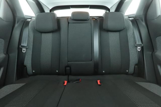 Peugeot 3008 image 3