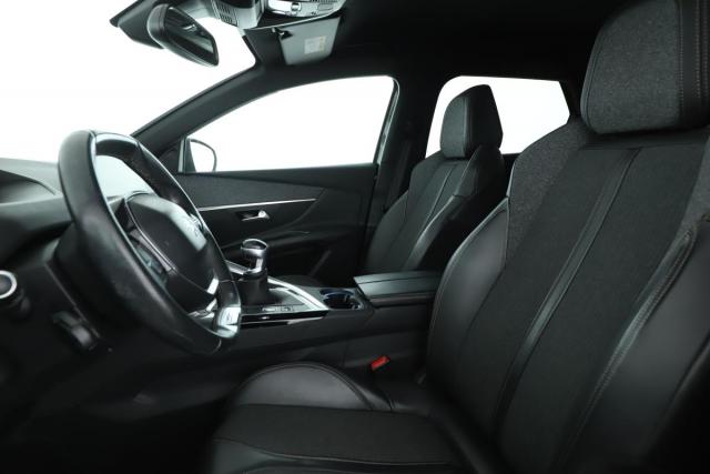 Peugeot 3008 image 6