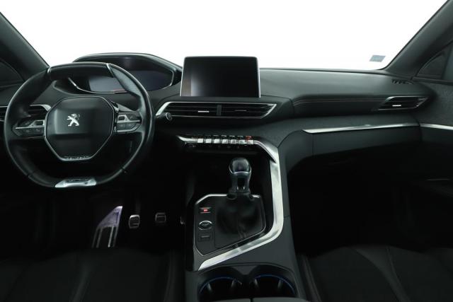 Peugeot 3008 image 3