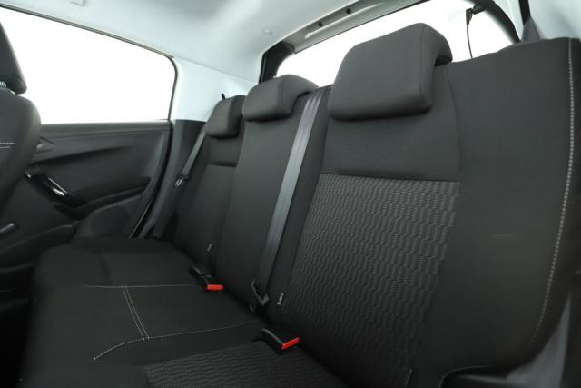 Peugeot 208 image 2