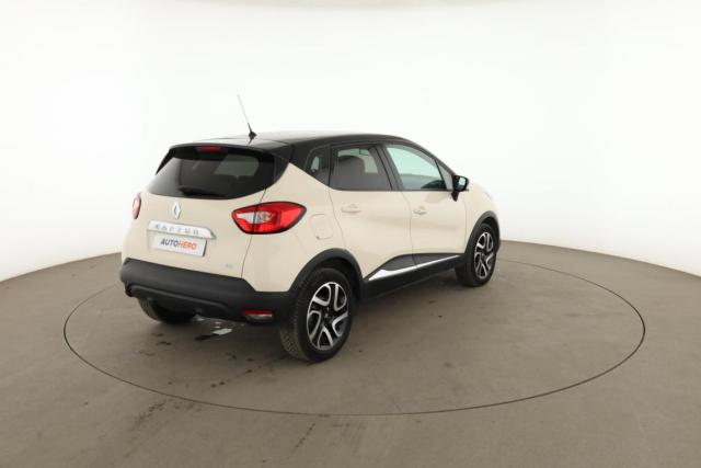 Renault Captur image 1