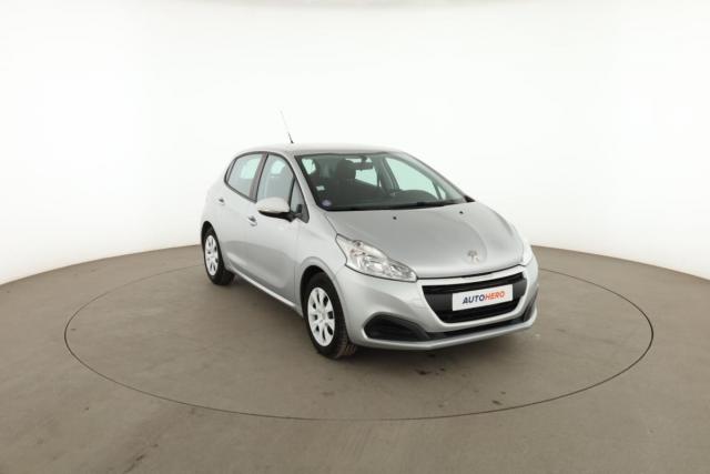 Peugeot 208 image 8