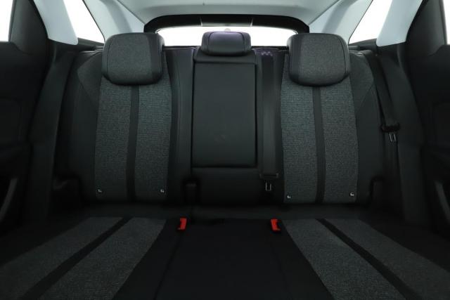 Peugeot 3008 image 3