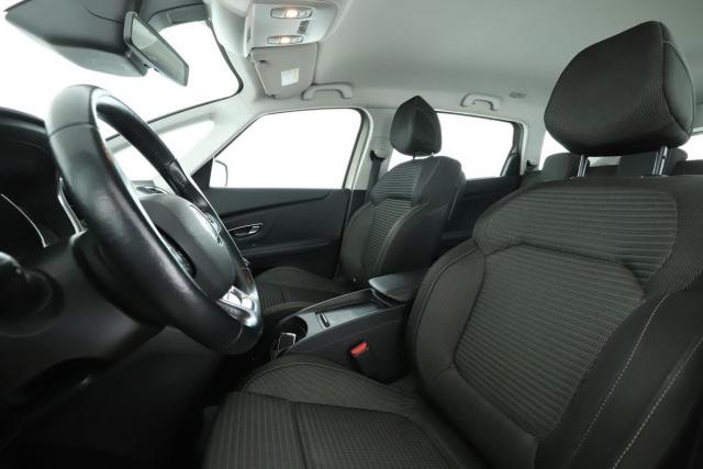 Renault Grand Scénic image 9