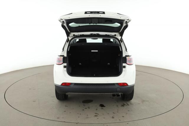 Jeep Compass image 8