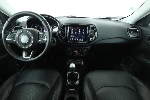 Jeep Compass image 6