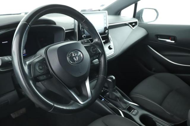 Toyota Corolla image 9