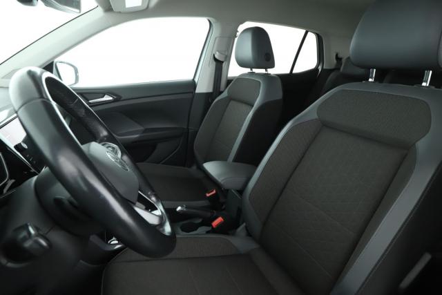 Volkswagen T-Cross image 4