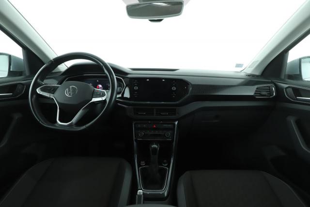 Volkswagen T-Cross image 9