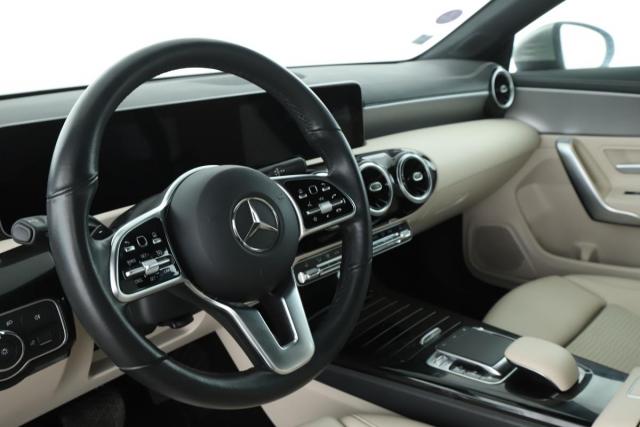 Mercedes Benz Cla image 8