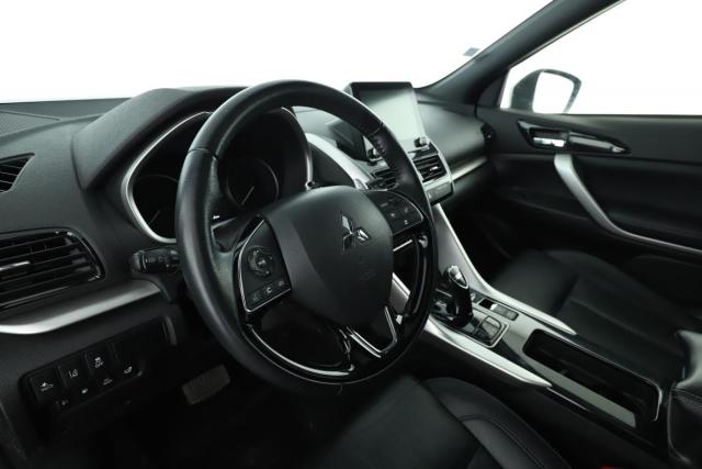 Mitsubishi Eclipse Cross image 4