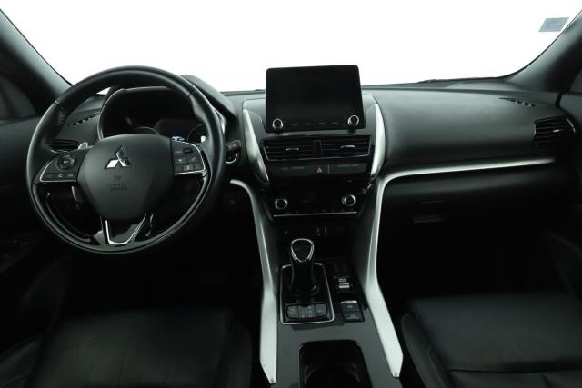 Mitsubishi Eclipse Cross image 9