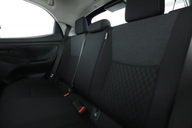 Toyota Yaris image 2