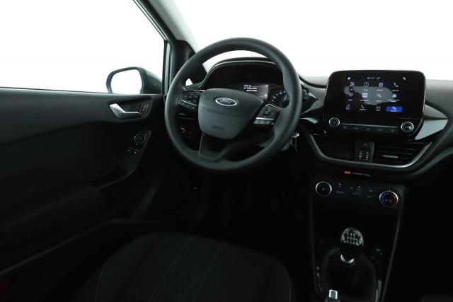 Ford Fiesta image 9