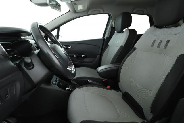 Renault Captur image 2