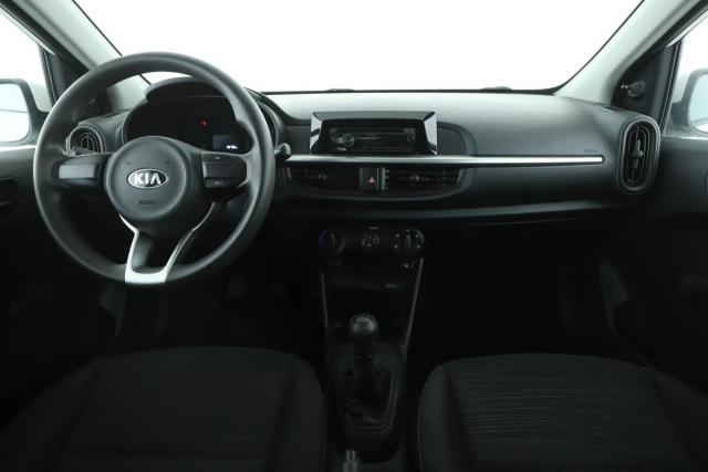 Kia Picanto image 9