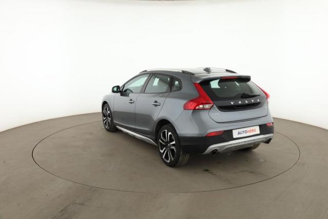 Volvo V40 Cross Country image 6