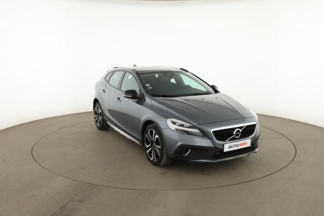 Volvo V40 Cross Country image 4