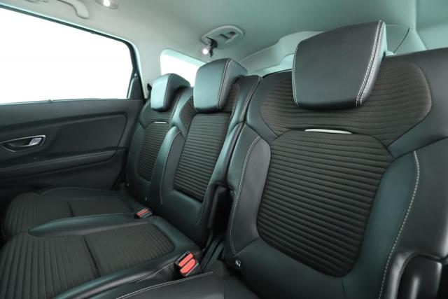 Renault Grand Scénic image 2