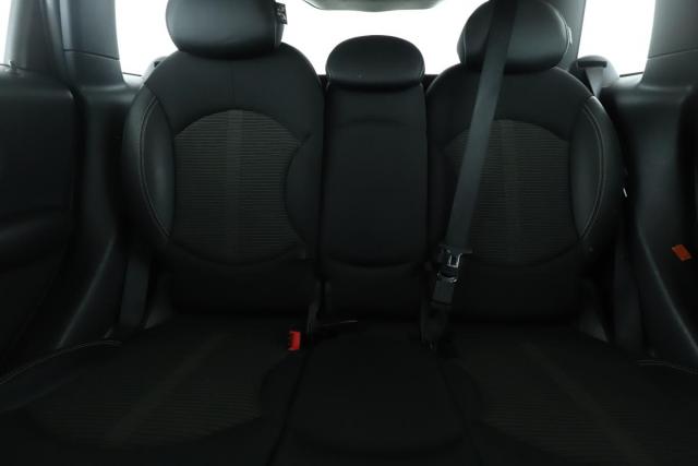 Mini Countryman image 9