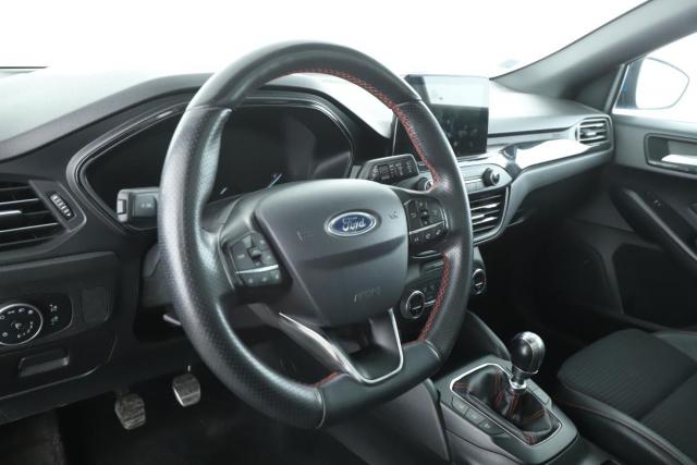 Ford Focus image 6
