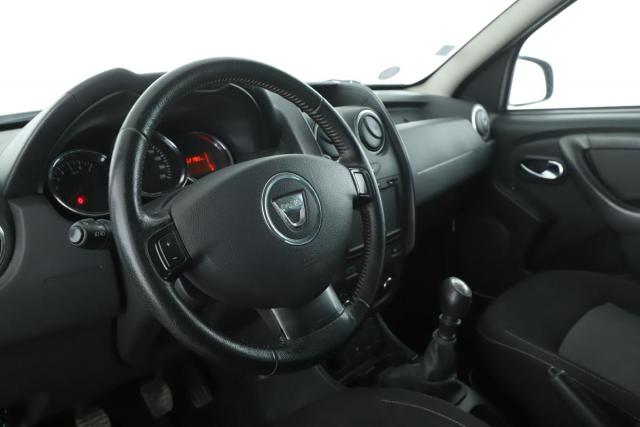 Dacia Duster image 6
