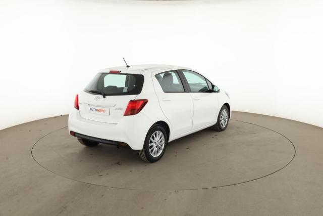 Toyota Yaris image 8