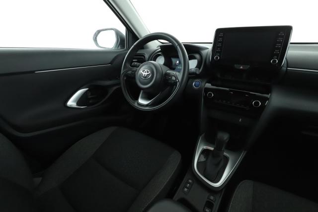 Toyota Yaris Cross image 1