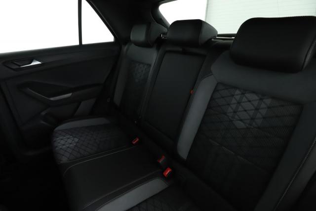 Volkswagen T-Roc image 2