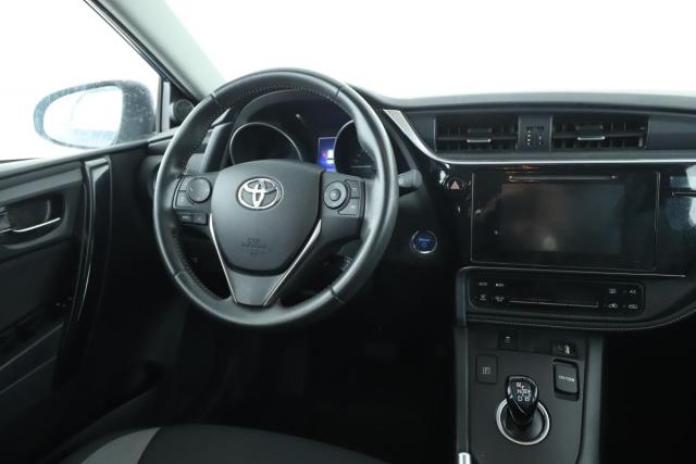 Toyota Auris image 4