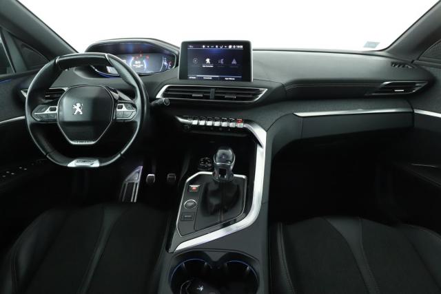 Peugeot 3008 image 8
