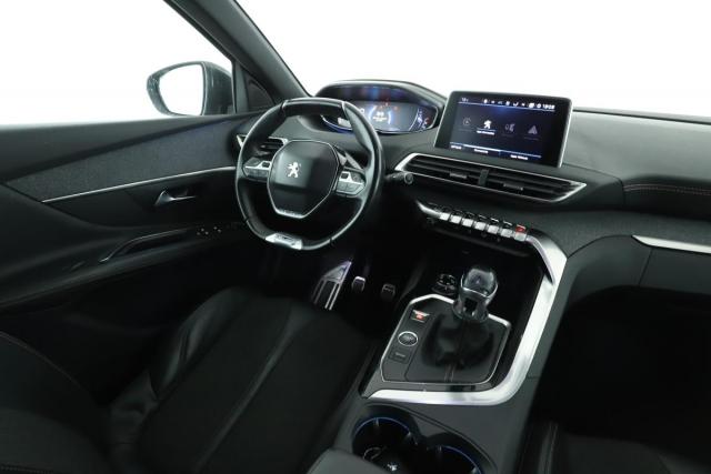 Peugeot 3008 image 9