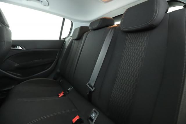 Peugeot 308 image 7
