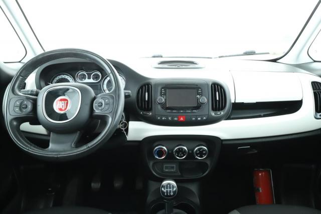 Fiat 500l image 1