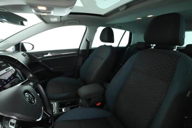 Volkswagen Golf image 2