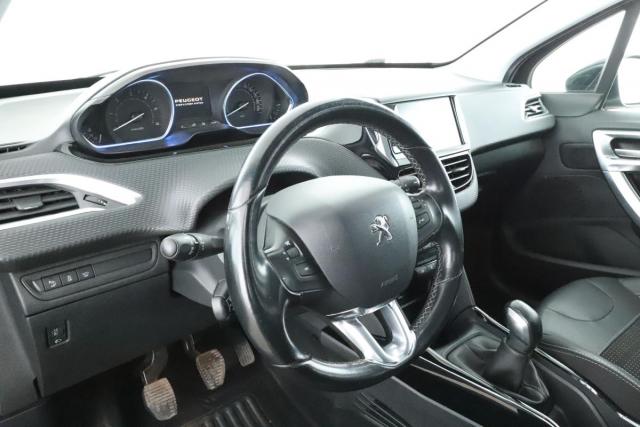 Peugeot 2008 image 9