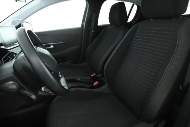 Peugeot 208 image 8
