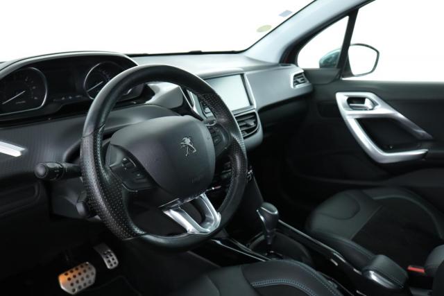 Peugeot 2008 image 3