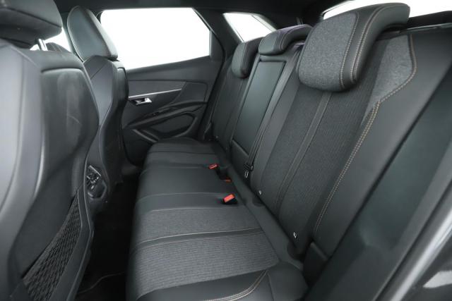 Peugeot 3008 image 9
