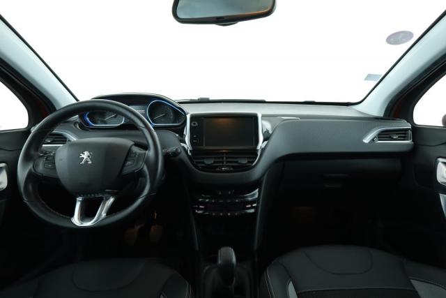 Peugeot 2008 image 4