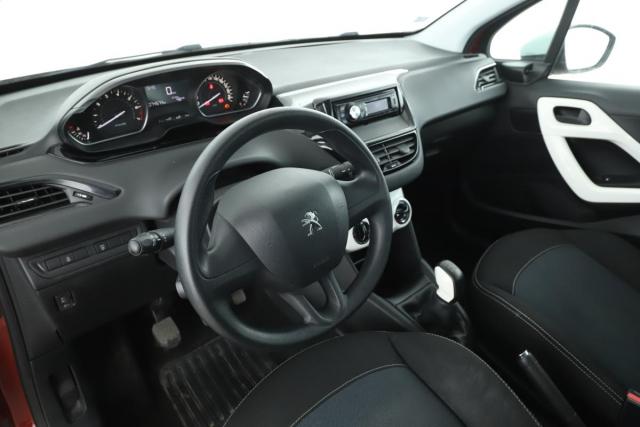 Peugeot 208 image 4