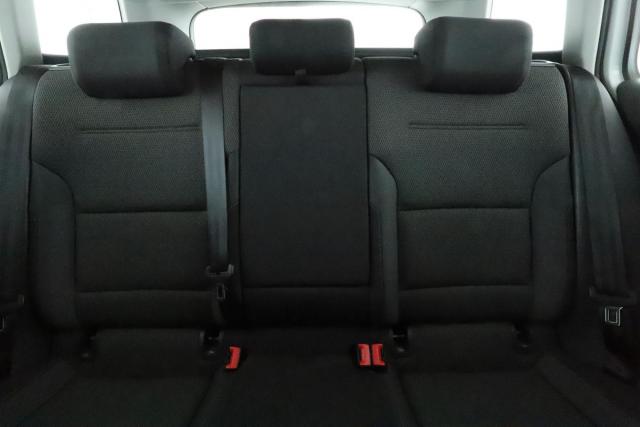 Volkswagen Golf Sw image 6