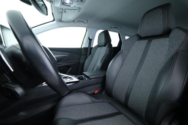 Peugeot 3008 image 9