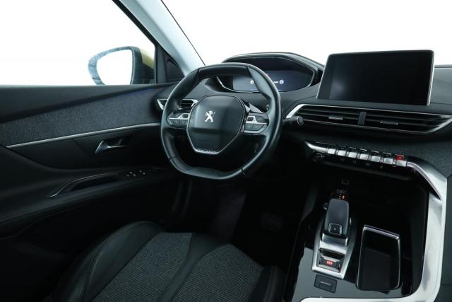 Peugeot 3008 image 3