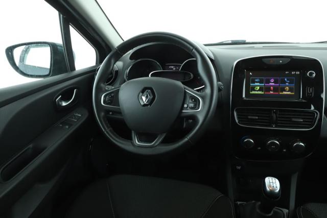 Renault Clio Estate image 5
