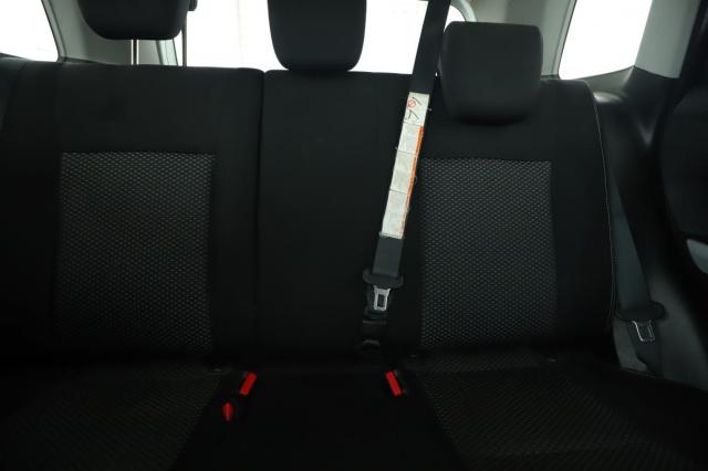 Suzuki Vitara image 2