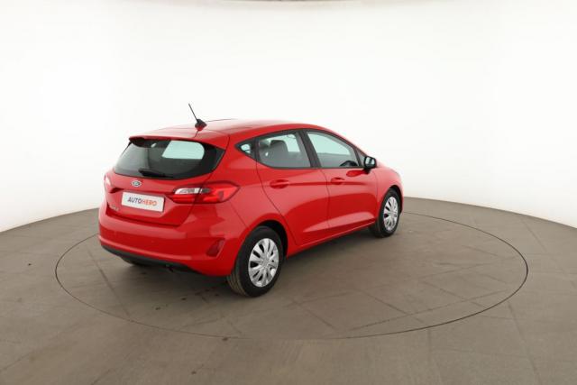 Ford Fiesta image 2